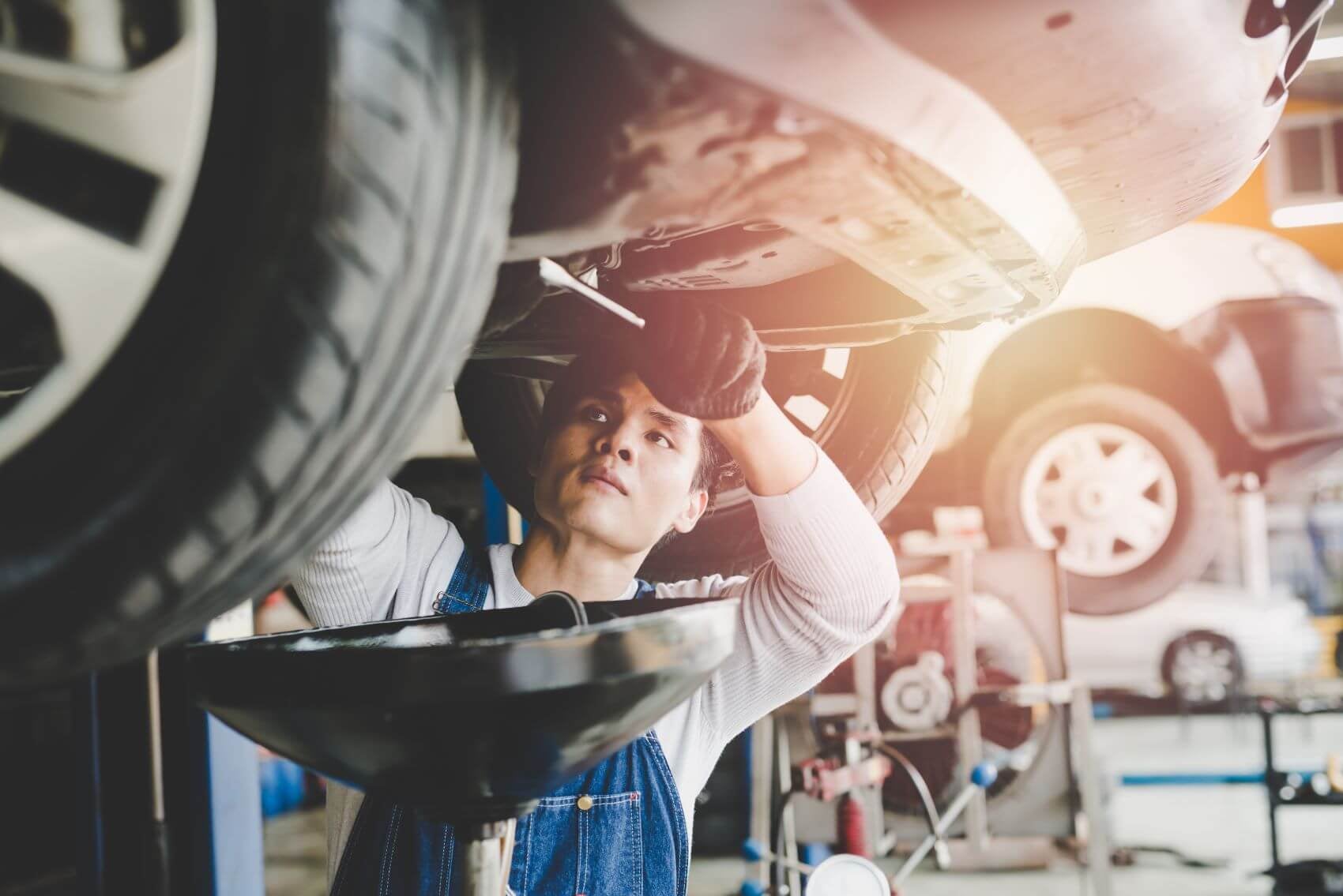 Service Under Vehicle 1